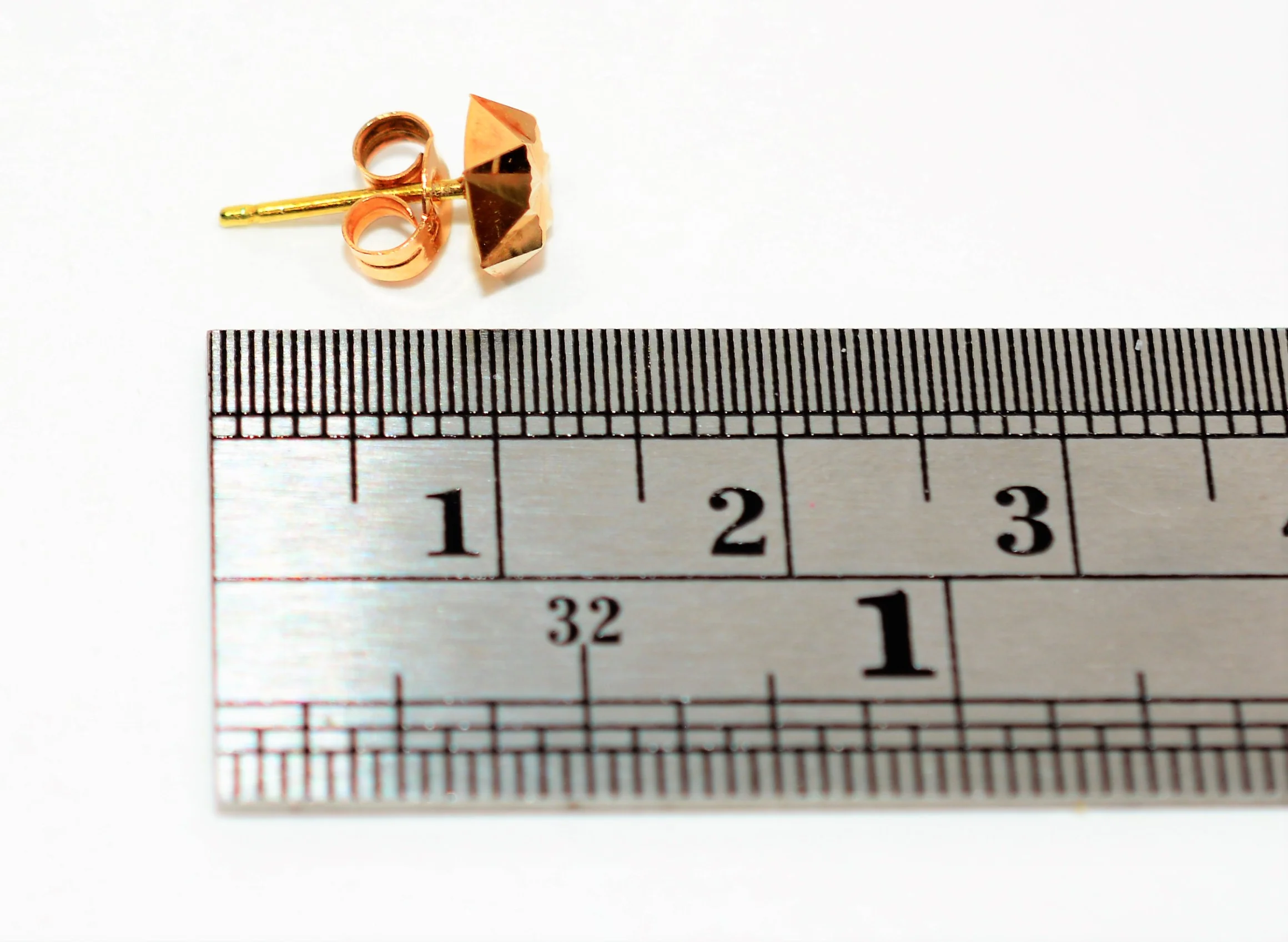 7mm 14kt Yellow Gold Statement Star Stud Earrings - Image 6