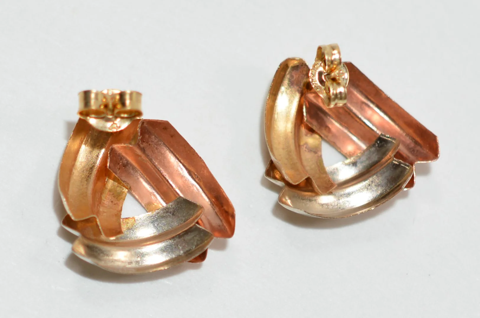 14K Solid Tri-Color Gold Earrings Stud Earrings Vintage Earrings Estate Earrings Statement Earrings Solid Gold Jewelry Vintage Jewellery - Image 3