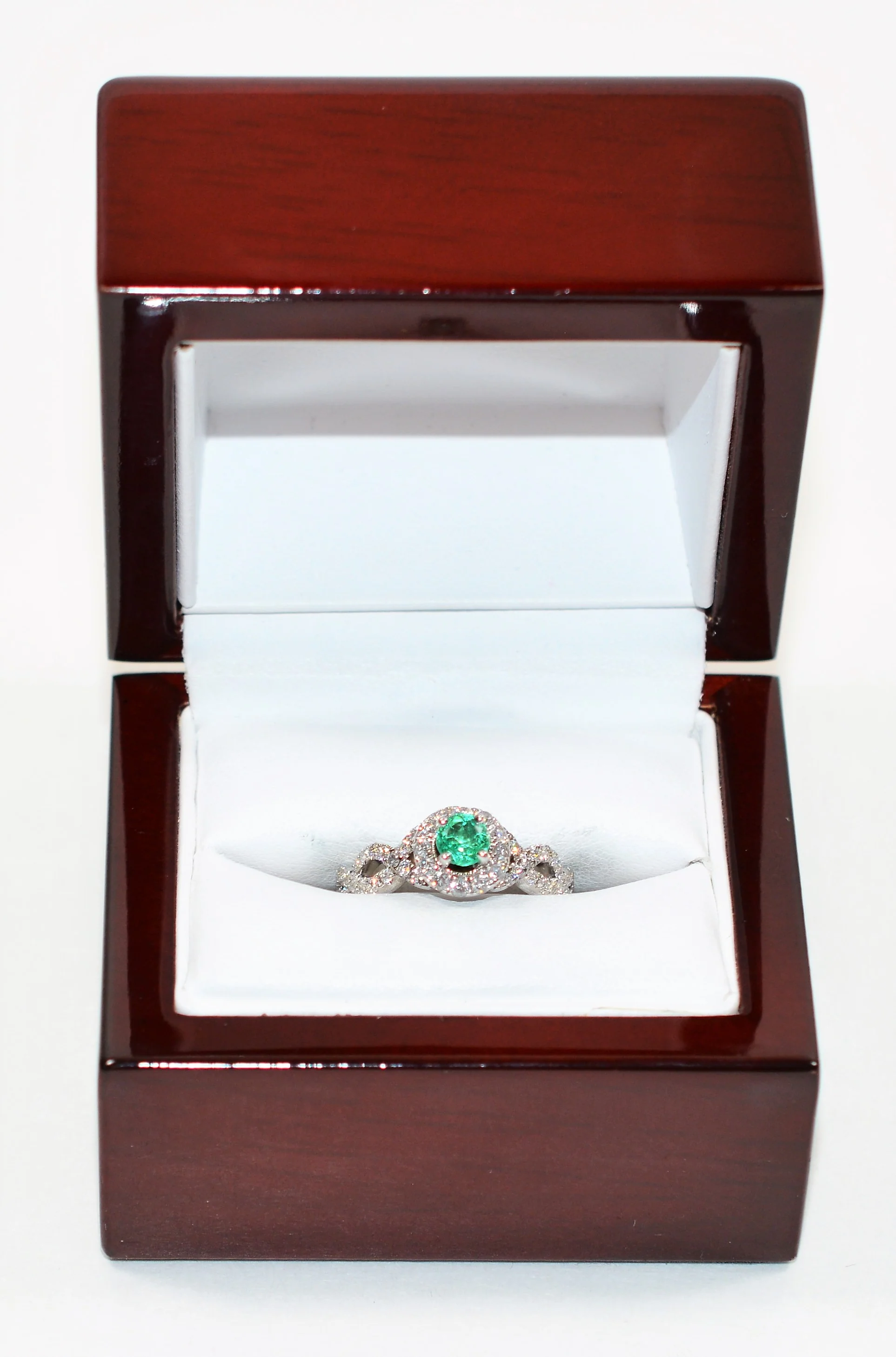 Neil Lane Natural Colombian Emerald & Diamond Ring 14K Solid White Gold .95tcw Engagement Ring Bridal Jewelry Designer Ring Wedding Ring - Image 12