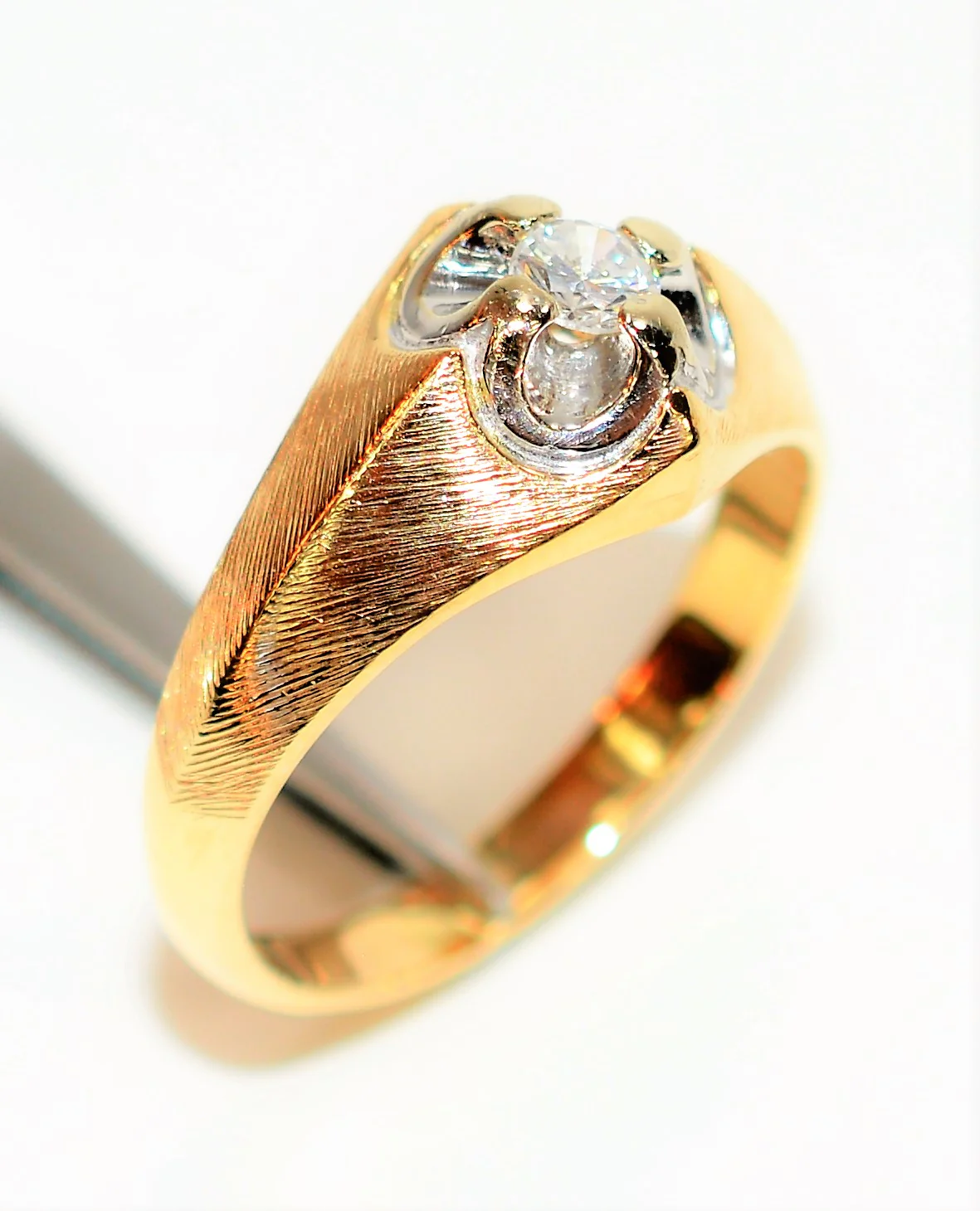 Natural Diamond Ring 14K Solid Gold .25ct Solitaire Ring Men's Ring Statement Ring Cocktail Ring Vintage Ring Estate Ring Estate Jewelry - Image 4